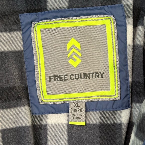 Boys XL (18/20) Free Country Quilted Hoodie Puffer Shacket - Picture 2 of 4